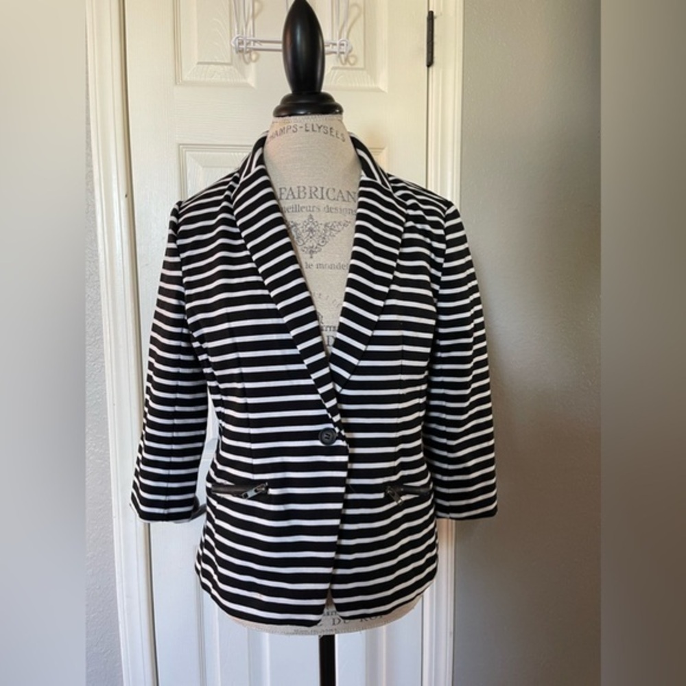 Christian Siriano Runway Style Black & White Stripe 3/4 Sleeve Blazer Size Large